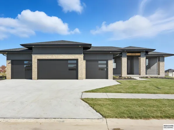 3513 219th St, Elkhorn, NE 68022