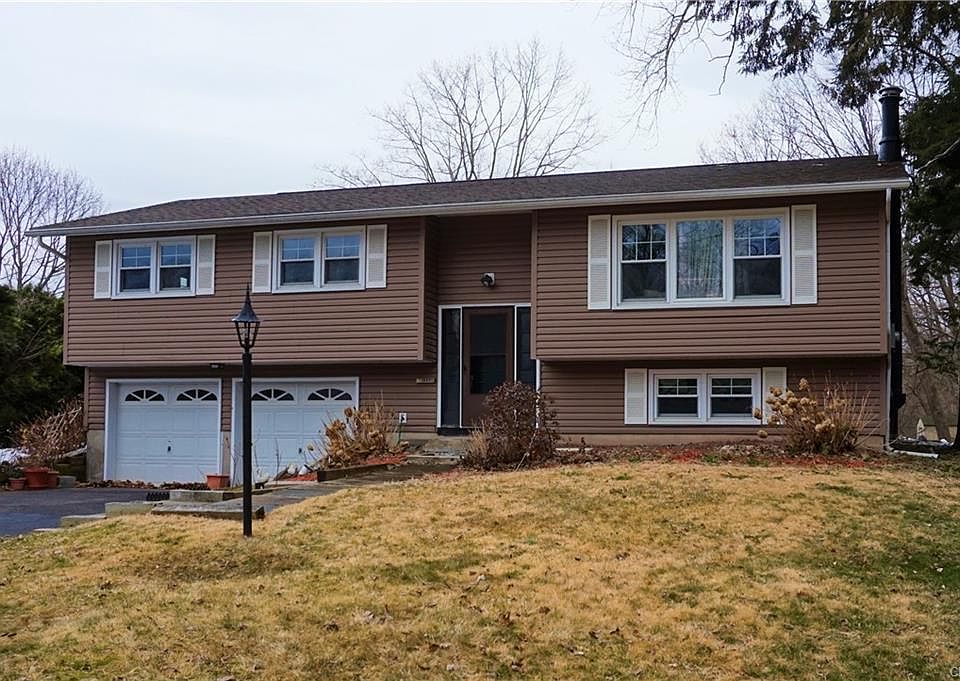 1st image of 7745 Apricot Ln