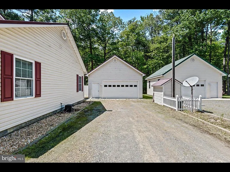 134 Pioneer Trl — Photo 2