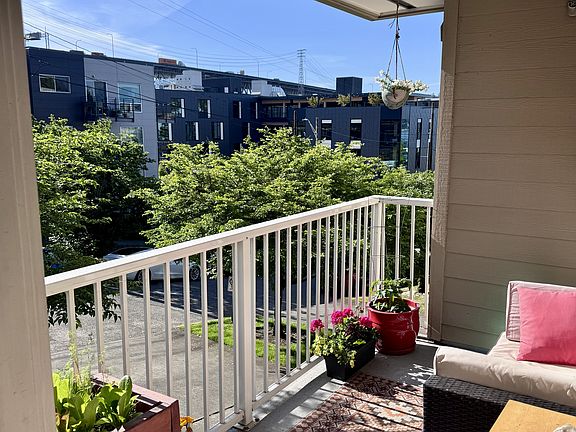 2nd image of 3919 Latona Ave NE APT 101