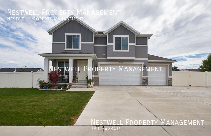 1st image of 4433 S Moulton Cir