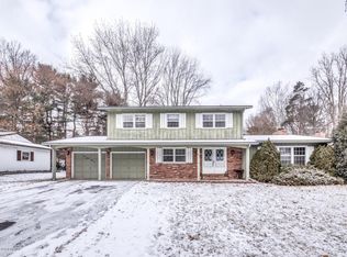 432 S Moorland Dr, Battle Creek, MI 49015