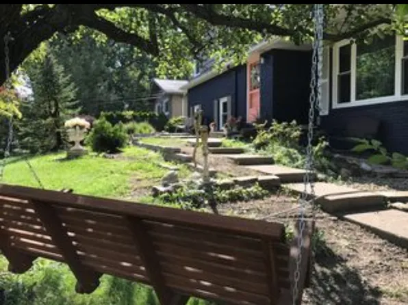 18165 Main St, Strongsville, OH 44136