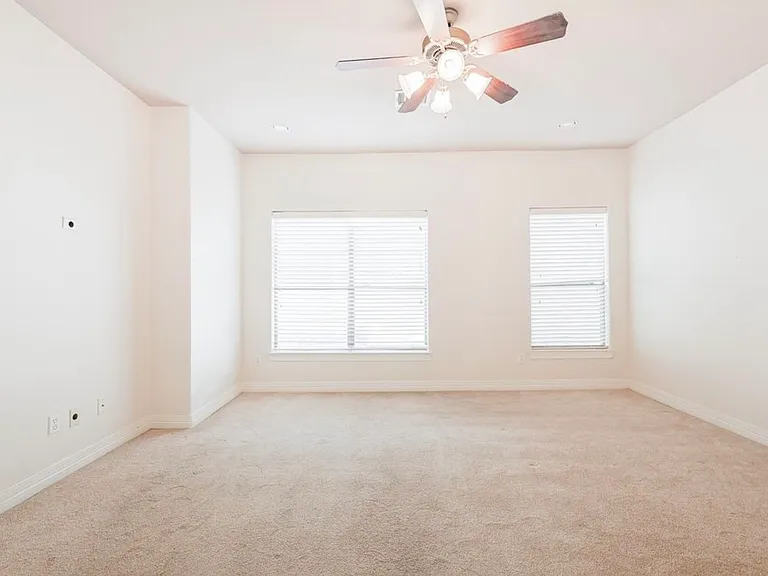 5345 Live Oak St — Photo 14