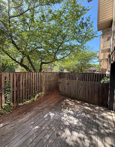 92 Hawthorne Ct NE — Photo 5