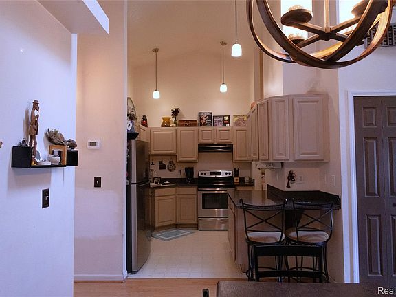 4th image of 23346 Redman Ct