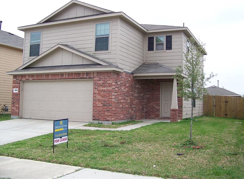 1st image of 1822 Acaciawood Way