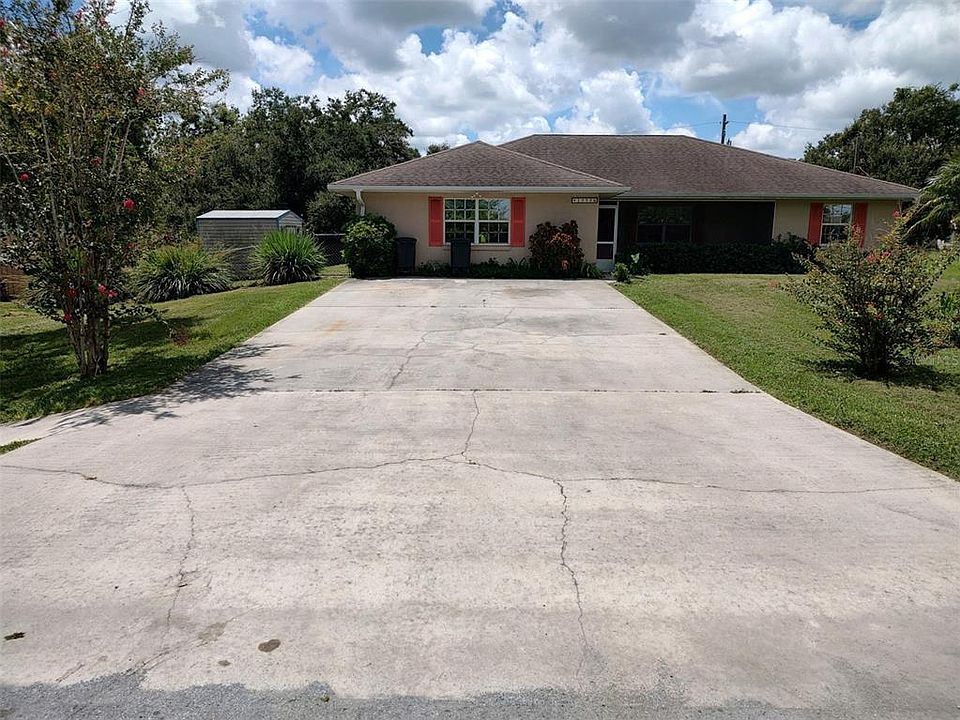 1st image of 1998 NE FLORIDIAN CIRCLE