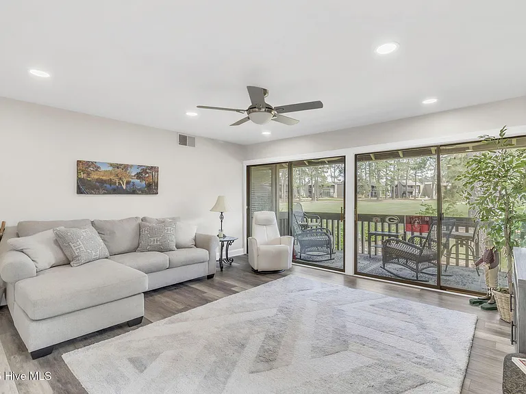 800 Saint Andrews Dr #205 — Photo 13