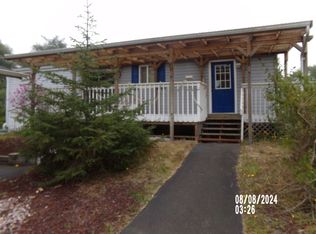 636 Duck Lake Dr NE, Ocean Shores, WA 98569