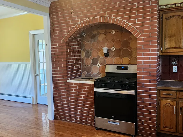 35 Fairview Ave #1 — Photo 6