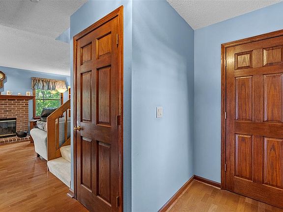 4th image of 5621 Duchesne Parque Dr