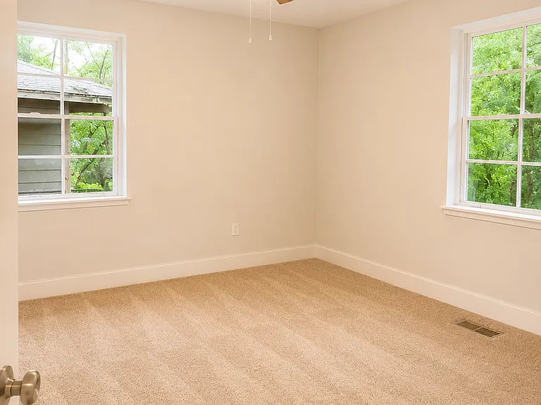 3122 Oak Forest Dr — Photo 7