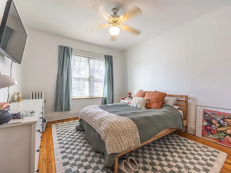 842 W Wrightwood Ave #1 — Photo 4