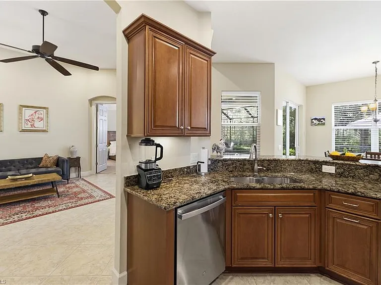 7932 Princeton Dr — Photo 7