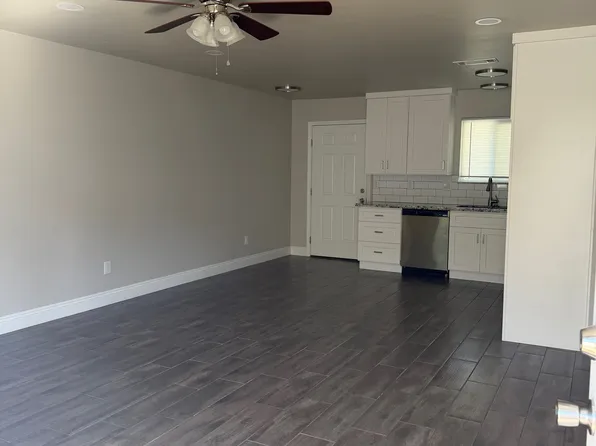 120 N B St APT C, Exeter, CA 93221