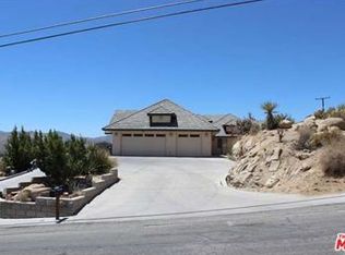 57279 Farrelo Rd, Yucca Valley, CA 92284