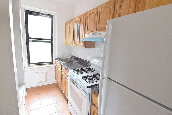 Rented by Manhattan Spaces | media 24