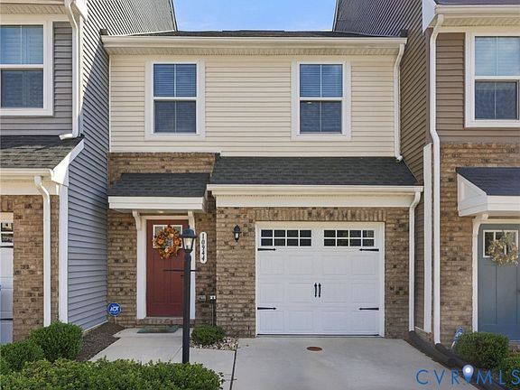 2nd image of 10944 Genito Square Dr