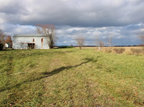 7113 New Washington Beth Rd, Charlestown, IN 47111