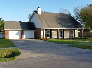 102 Decatur Ave, Lafayette, LA 70503