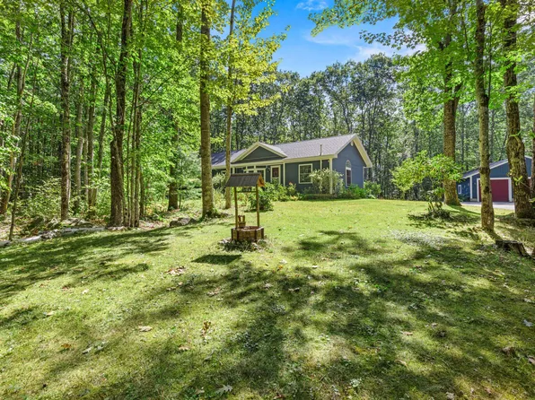 30 Turtle Cove Road, Raymond, ME 04071