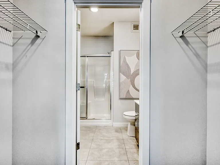 1033 Autumnwood Dr #502 — Photo 11