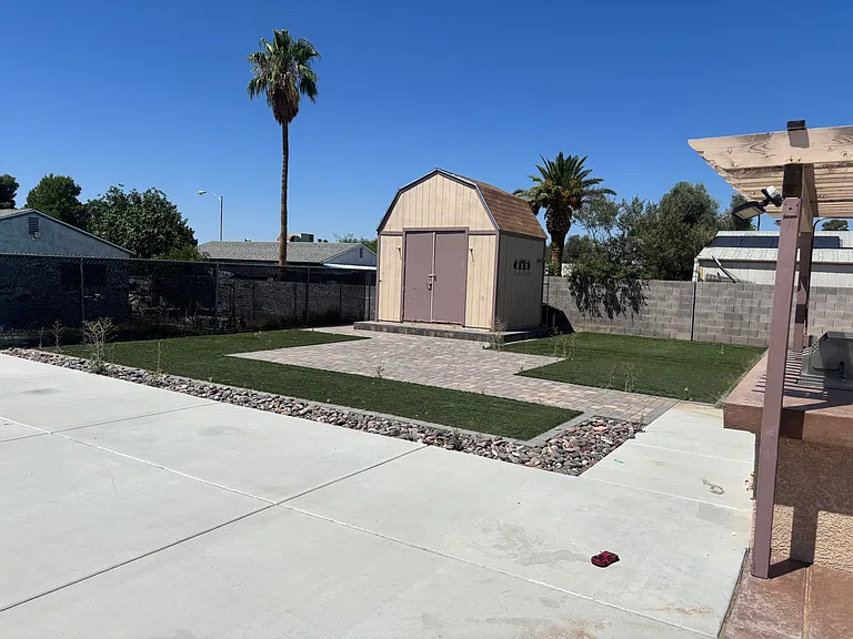 5631 Winchester Ct — Photo 5