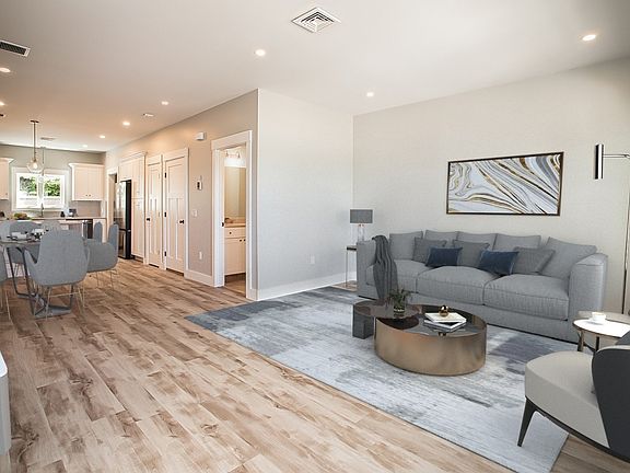 4th image of 337 Danforth St #7