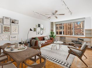 221 E 50th St APT 8A, New York, NY 10022