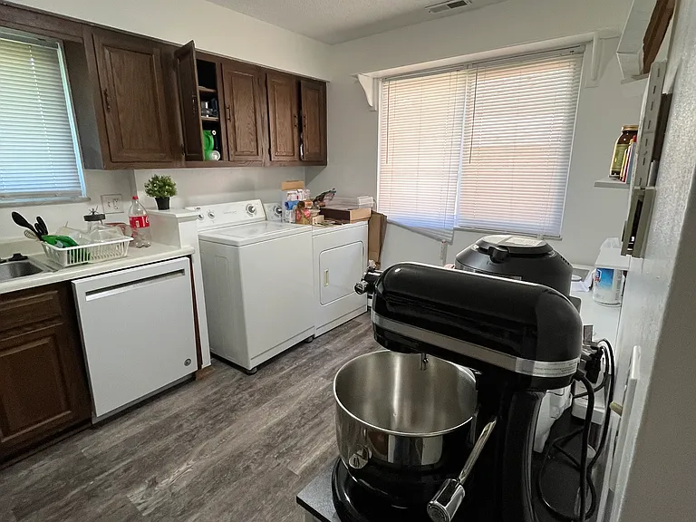 kitchen with washer and dryer