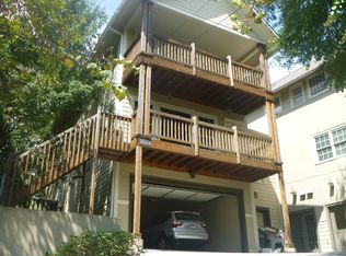 1057 Davis Cir NW, Atlanta, GA 30318