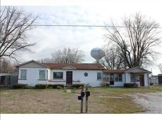 295 S Eisenhower Dr, Edinburgh, IN 46124