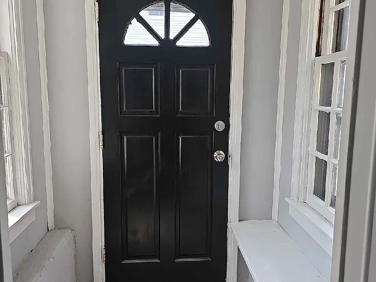 48 William St #1 — Photo 2