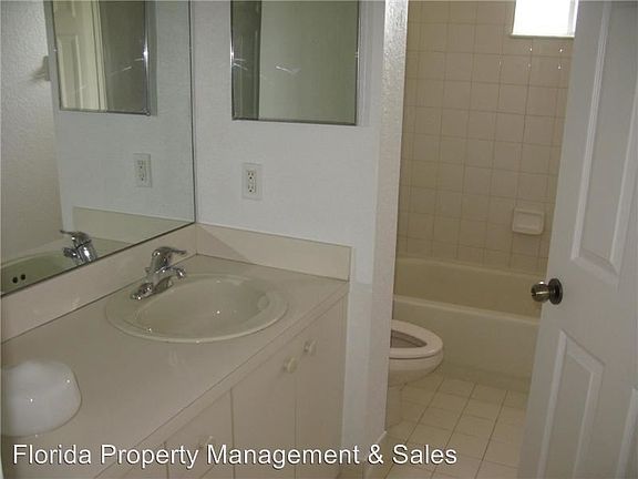 4th image of 6584 Catalina Ln