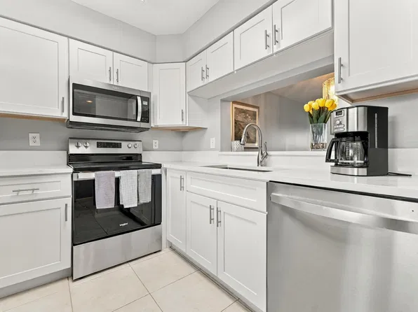 7280 AMBERLY Lane #402, Delray Beach, FL 33446