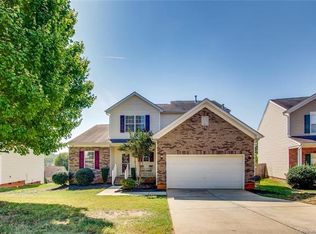 109 Briarwood Ln, Mount Holly, NC 28120