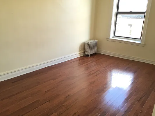 Rented by Royal Living | media 25