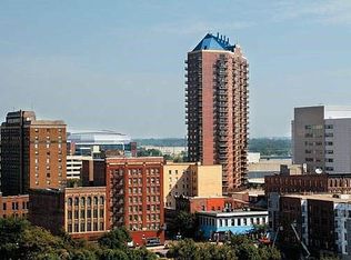 300 Walnut St, Des Moines, IA 50309