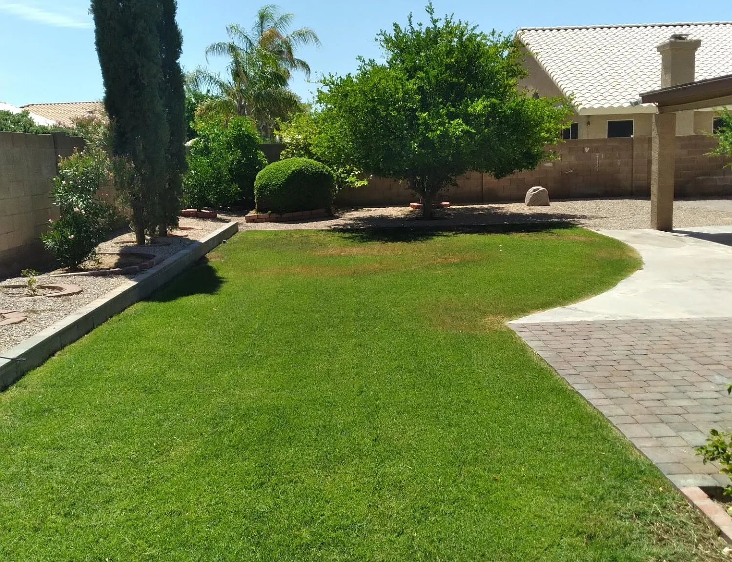 4 bed, 3.0 bath, 2578 sqft, $3,200 — Photo 4