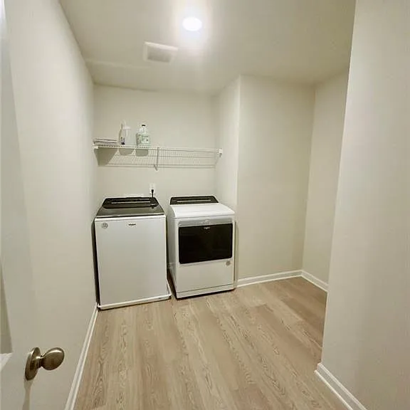 327 Valley Oak Dr — Photo 32