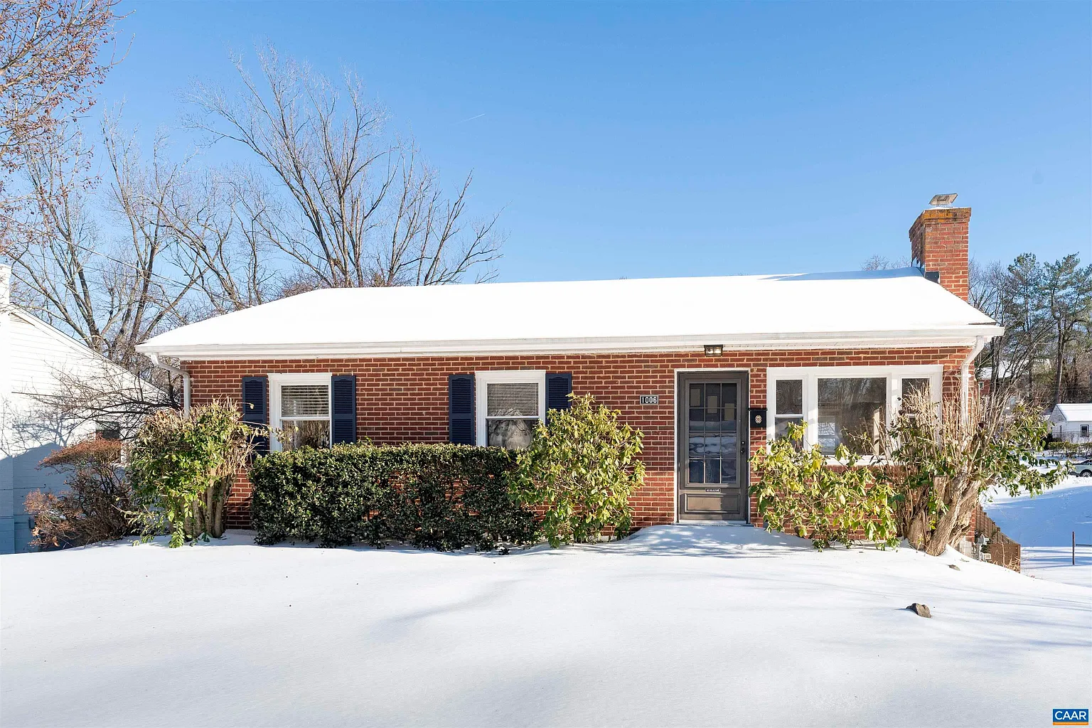 1006 Holmes Ave photo 1