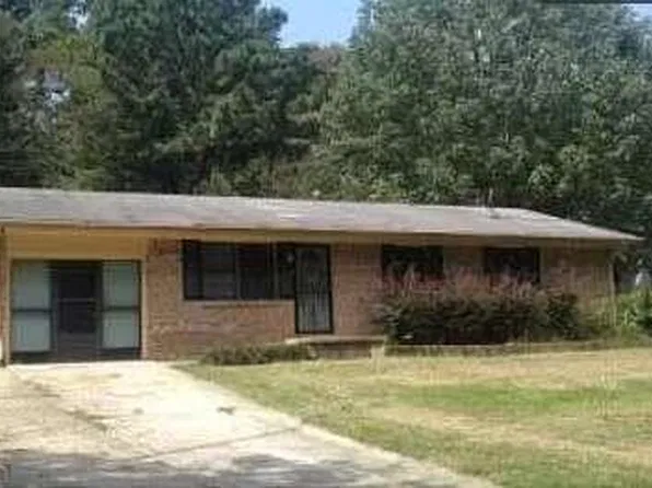 3981 Magnolia Ln, Forest Park, GA 30297