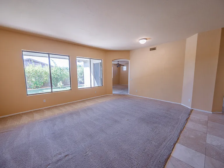 18462 W Western Star Blvd — Photo 3