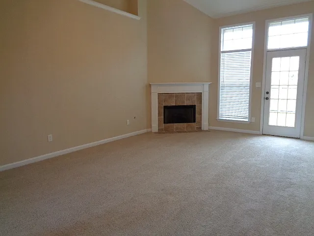 10195 Tall Hickory Dr — Photo 2
