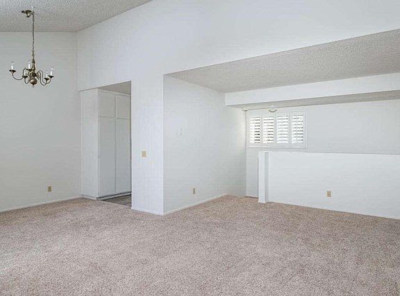 1274 San Simeon Ct-MLS_Size-003-3-Living