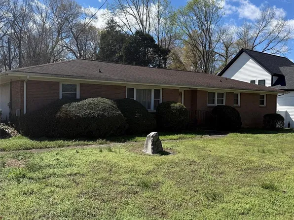 9519 Walkers Ferry Rd, Charlotte, NC 28214