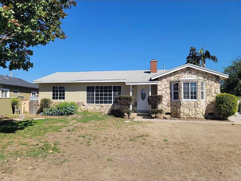 1st image of 10915 Loch Lomond Dr