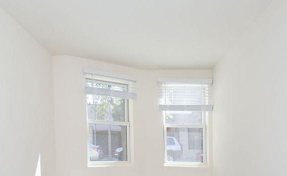 5th image of 35 Lafayette St