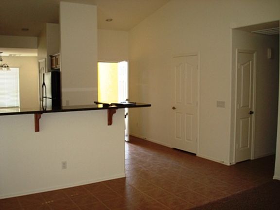 4th image of 16825 W Roosevelt St